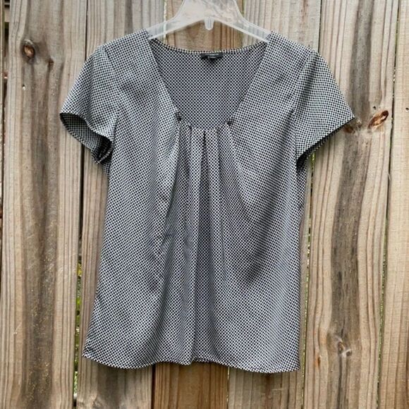 Take 50% OFF- Ann Taylor Tops, Size-S - Picture 1 of 5